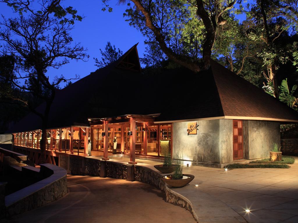 The Tamara Coorg Hotel Kakkabe Bagian luar foto