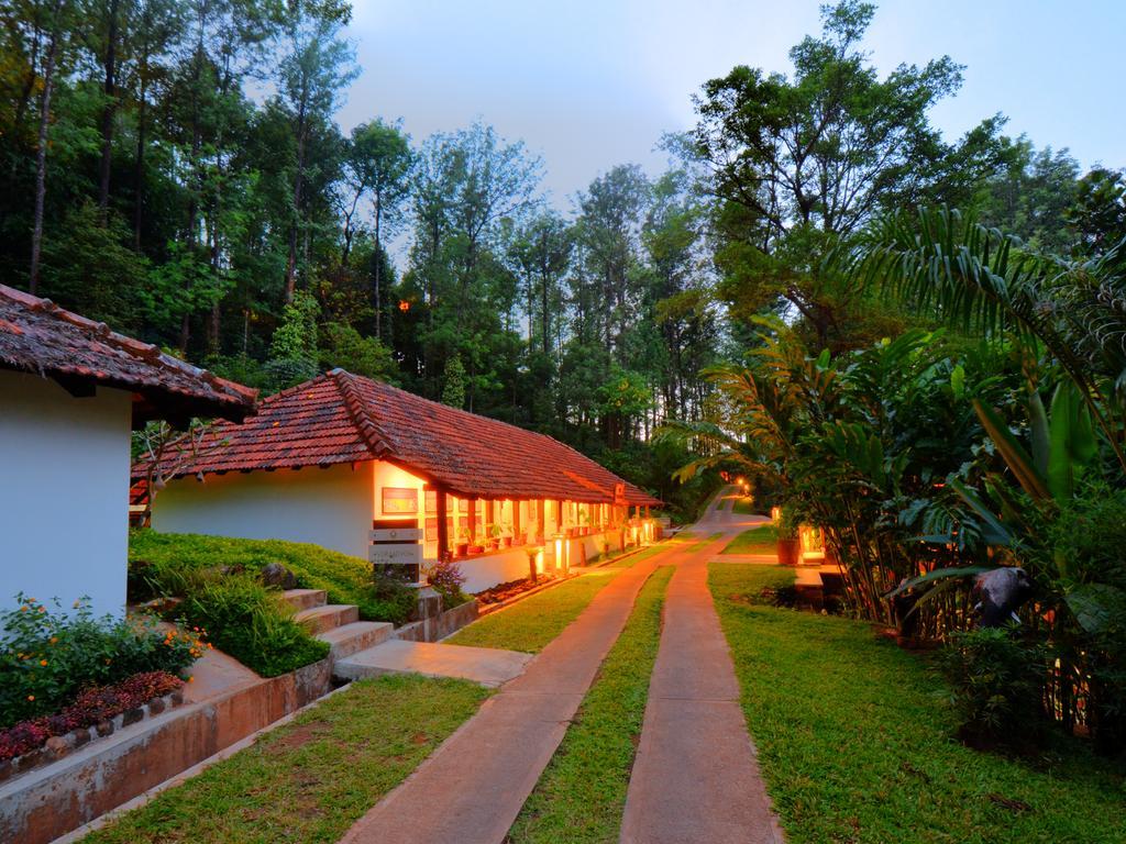 The Tamara Coorg Hotel Kakkabe Bagian luar foto