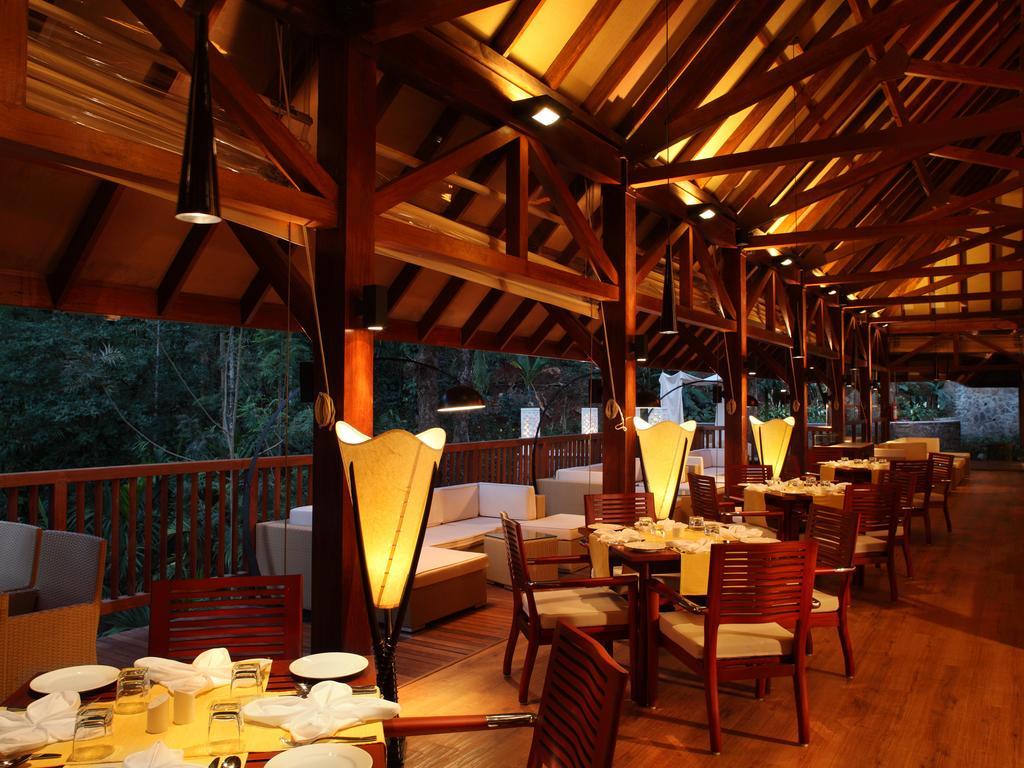 The Tamara Coorg Hotel Kakkabe Bagian luar foto